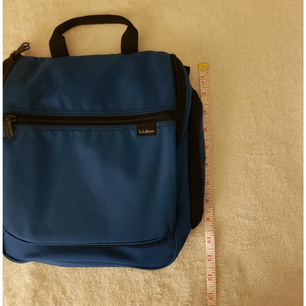 L.L. Bean Toiletries Travel Bag - Picture 8 of 9